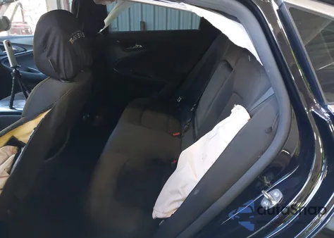 2018 Chevrolet Malibu 1Ls из США, поврежденный, VIN 1G1ZB5ST9JF282510